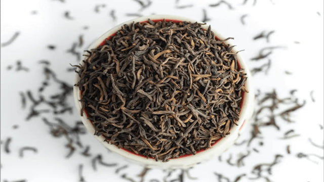 Black Tea vs Green Tea: The Ultimate Guide