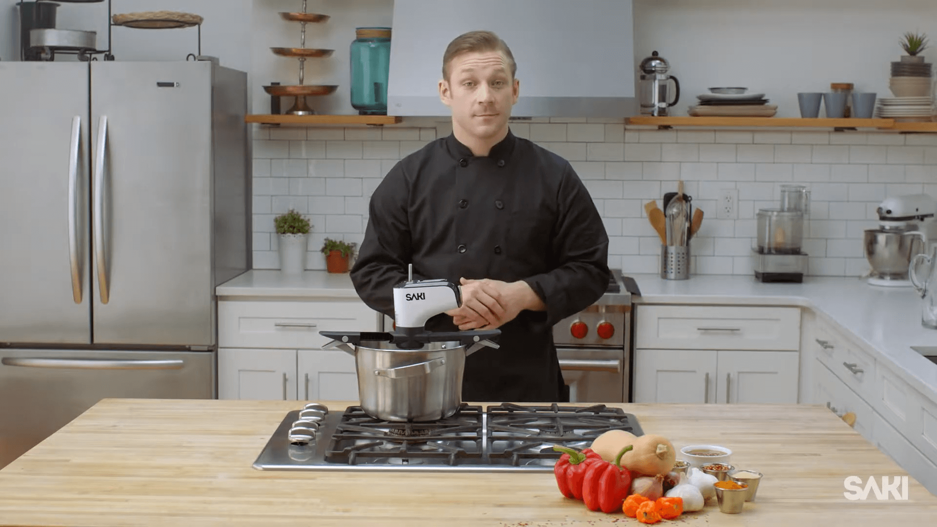 https://sakiproducts.com/cdn/shop/t/50/assets/how-to-make-soup-with-an-automatic-pot-stirrer.png?v=153651807669448508321641544560
