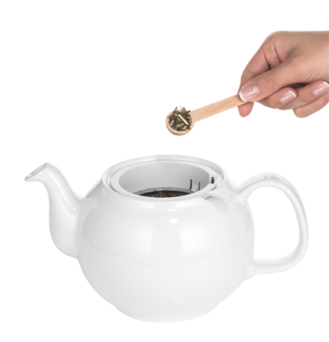 En vous référant au tableau ci-dessus, mesurez les feuilles de thé dans la passoire.